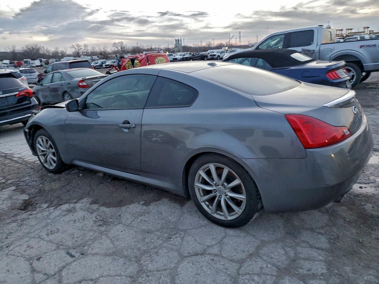 2012 Infiniti G37 - Image 2