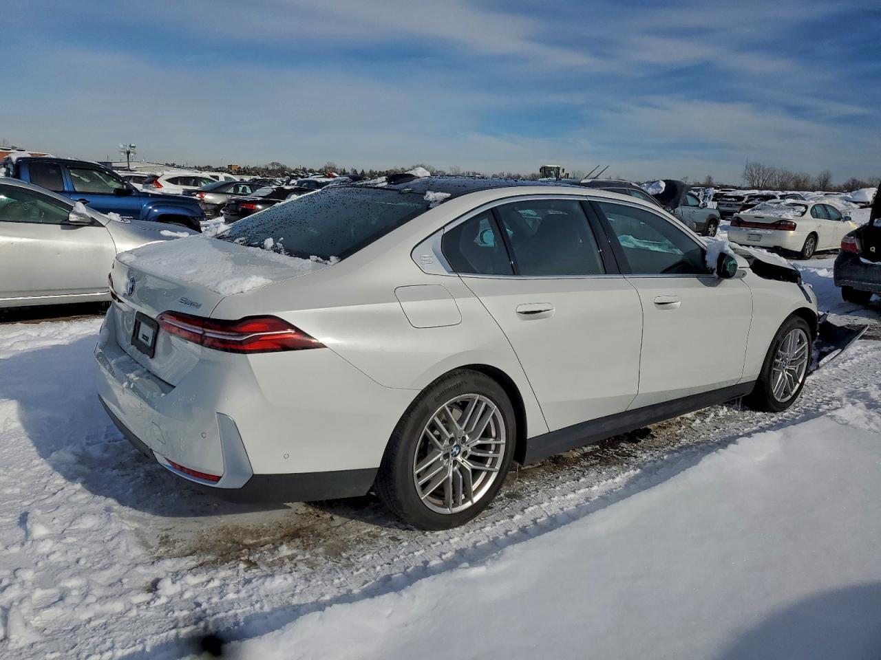 2024 BMW 530 Xi - Фото 3