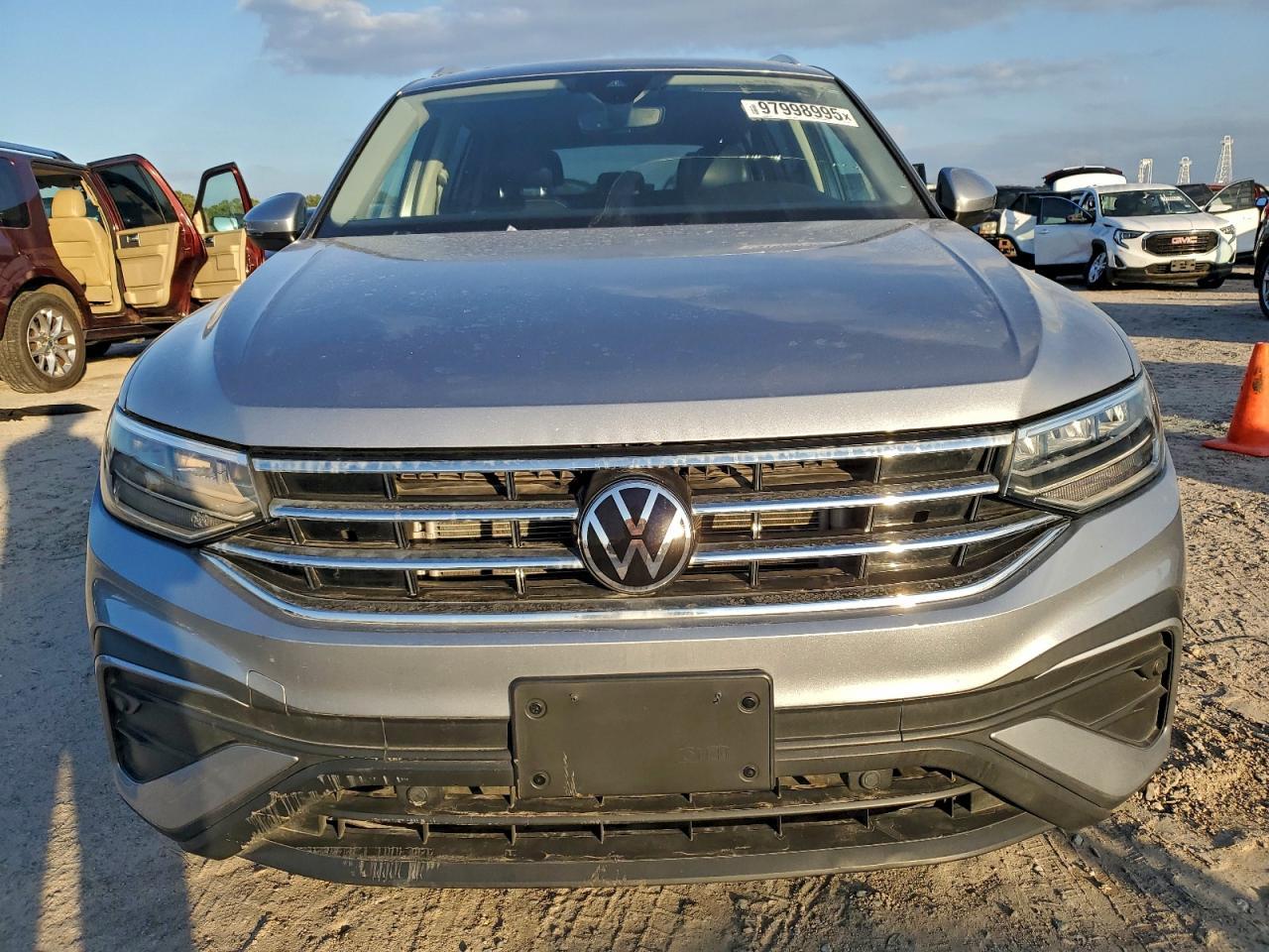 2023 Volkswagen Tiguan Se - Фото 5