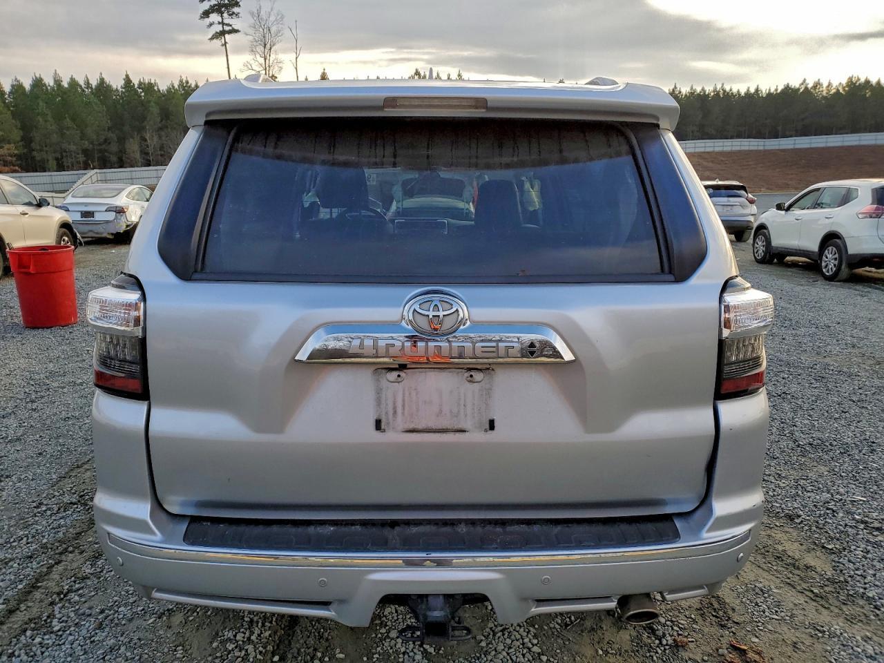 2018 Toyota 4Runner Sr5/Sr5 Premium - Фото 6