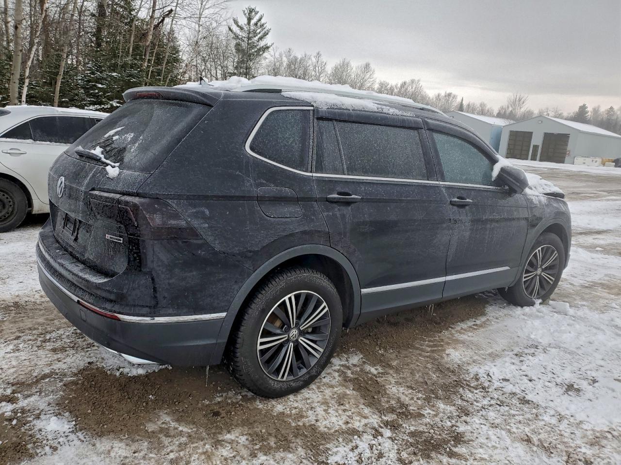 2020 Volkswagen Tiguan Sel Premium R-Line - Image 3