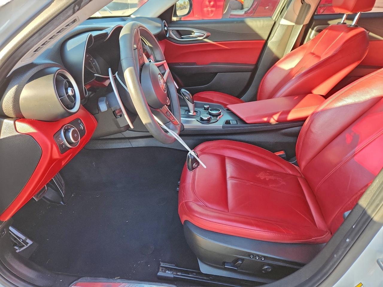 2018 Alfa Romeo Giulia Q4 - Фото 7