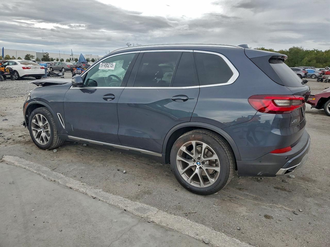 2021 BMW X5 Sdrive 40I - Фото 2