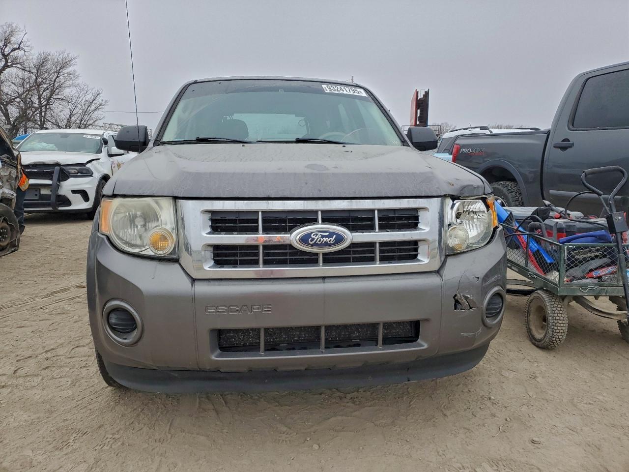 2011 Ford Escape Xls - Image 5