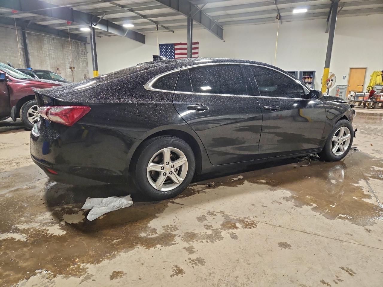 2022 Chevrolet Malibu Lt - Фото 3