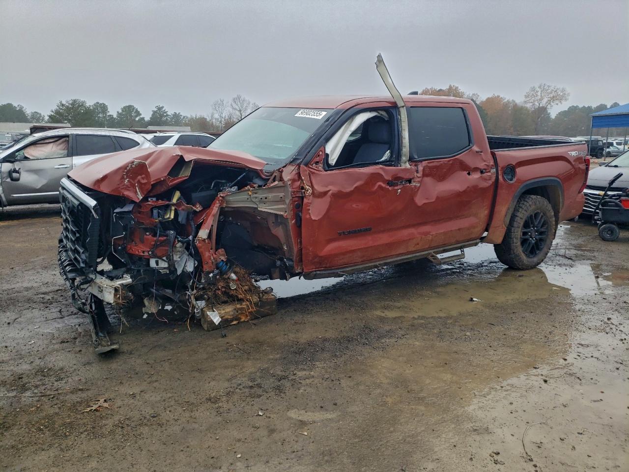 2025 Toyota Tundra Crewmax Sr