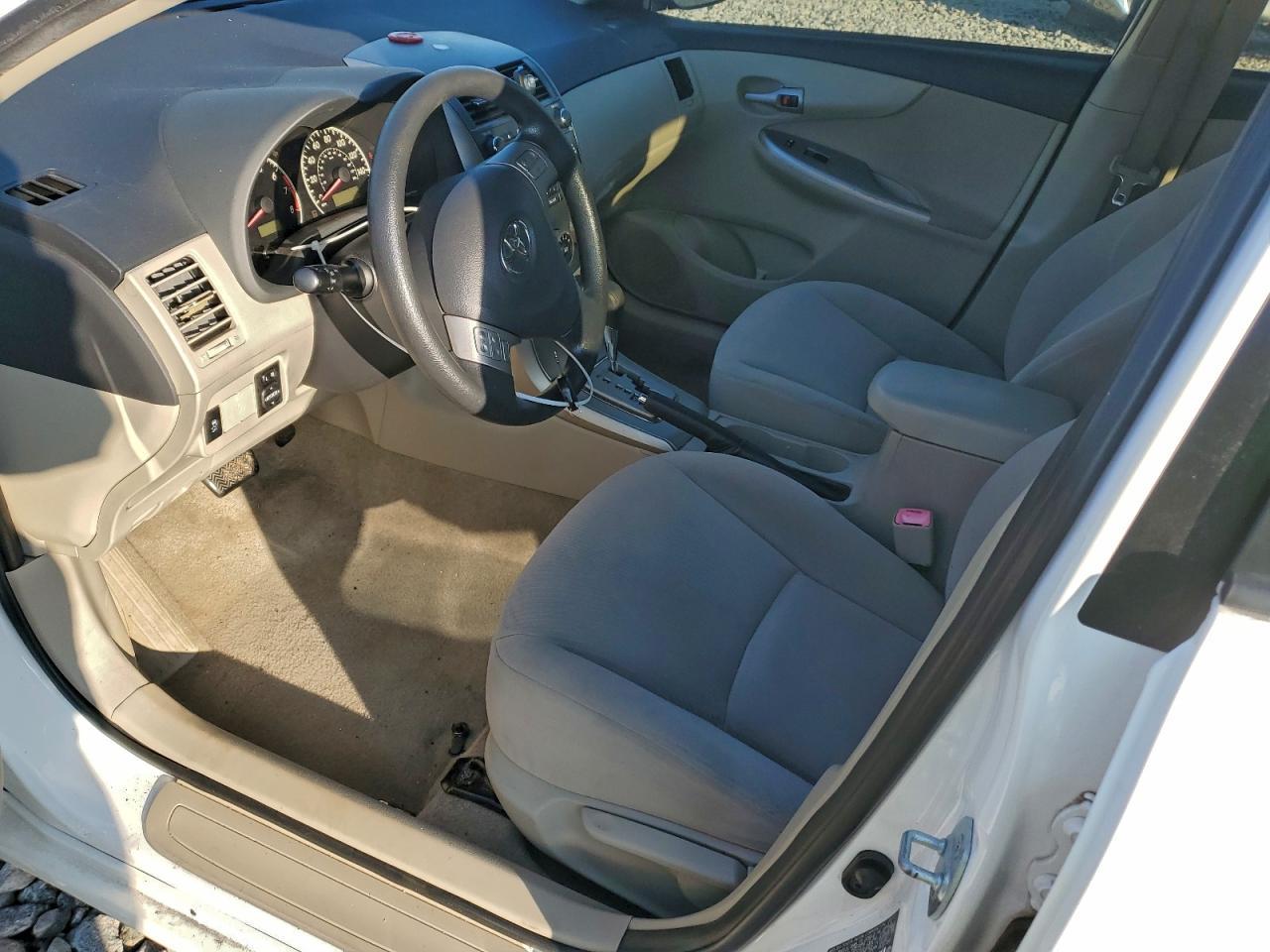 2011 Toyota Corolla Base - Image 7