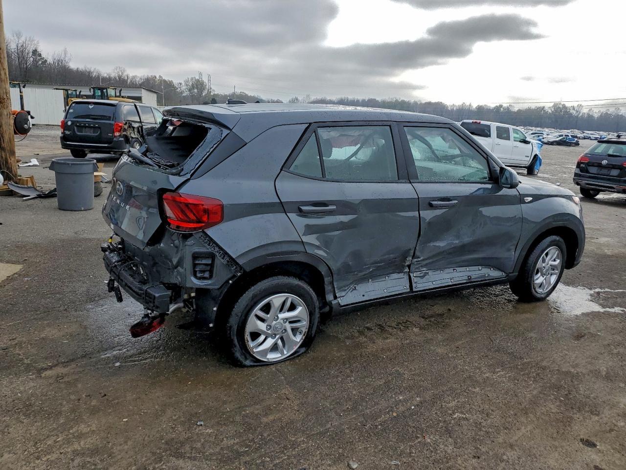 2026 Hyundai Venue - Фото 3