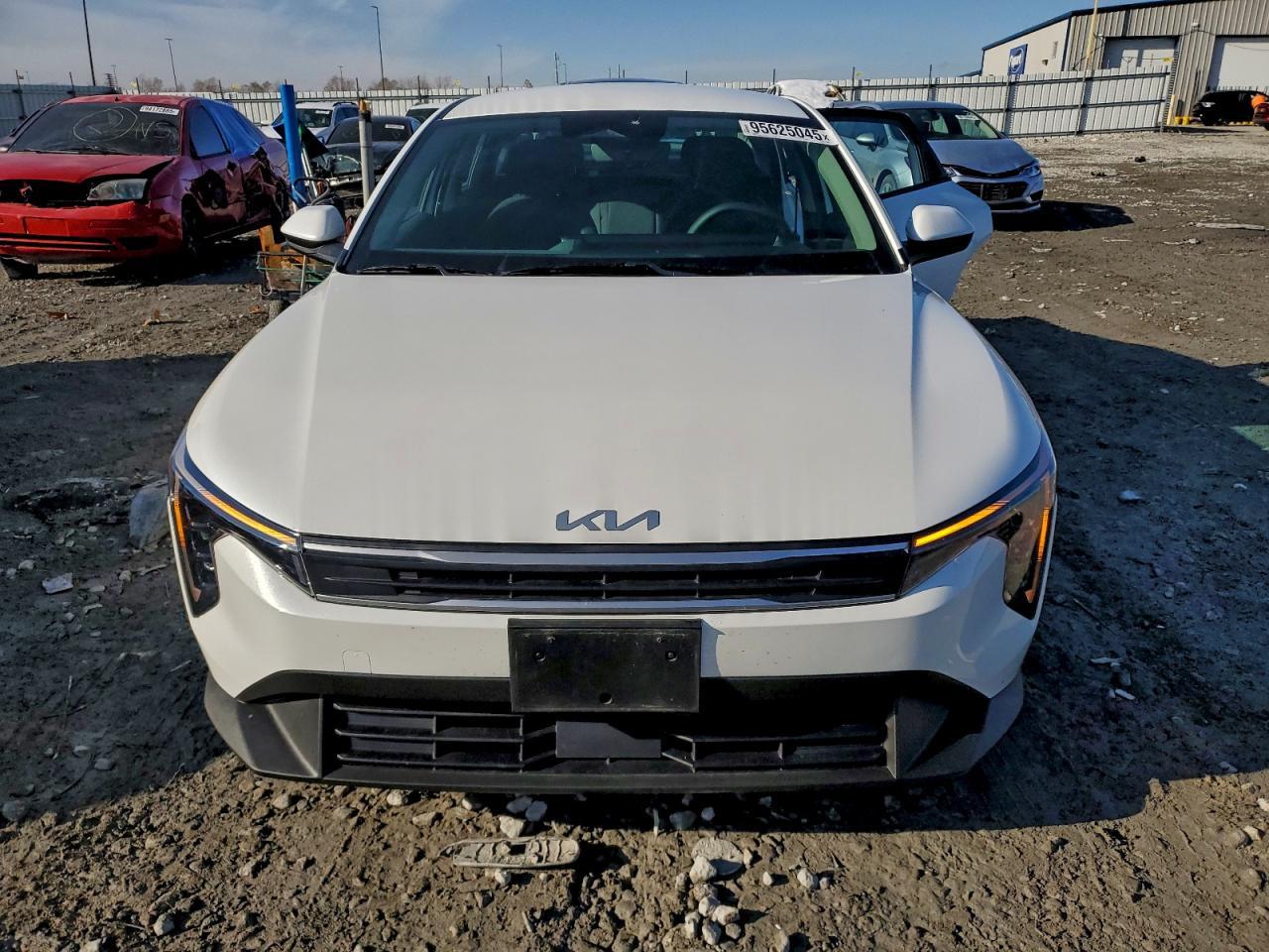 2025 Kia K4 Lx - Фото 5