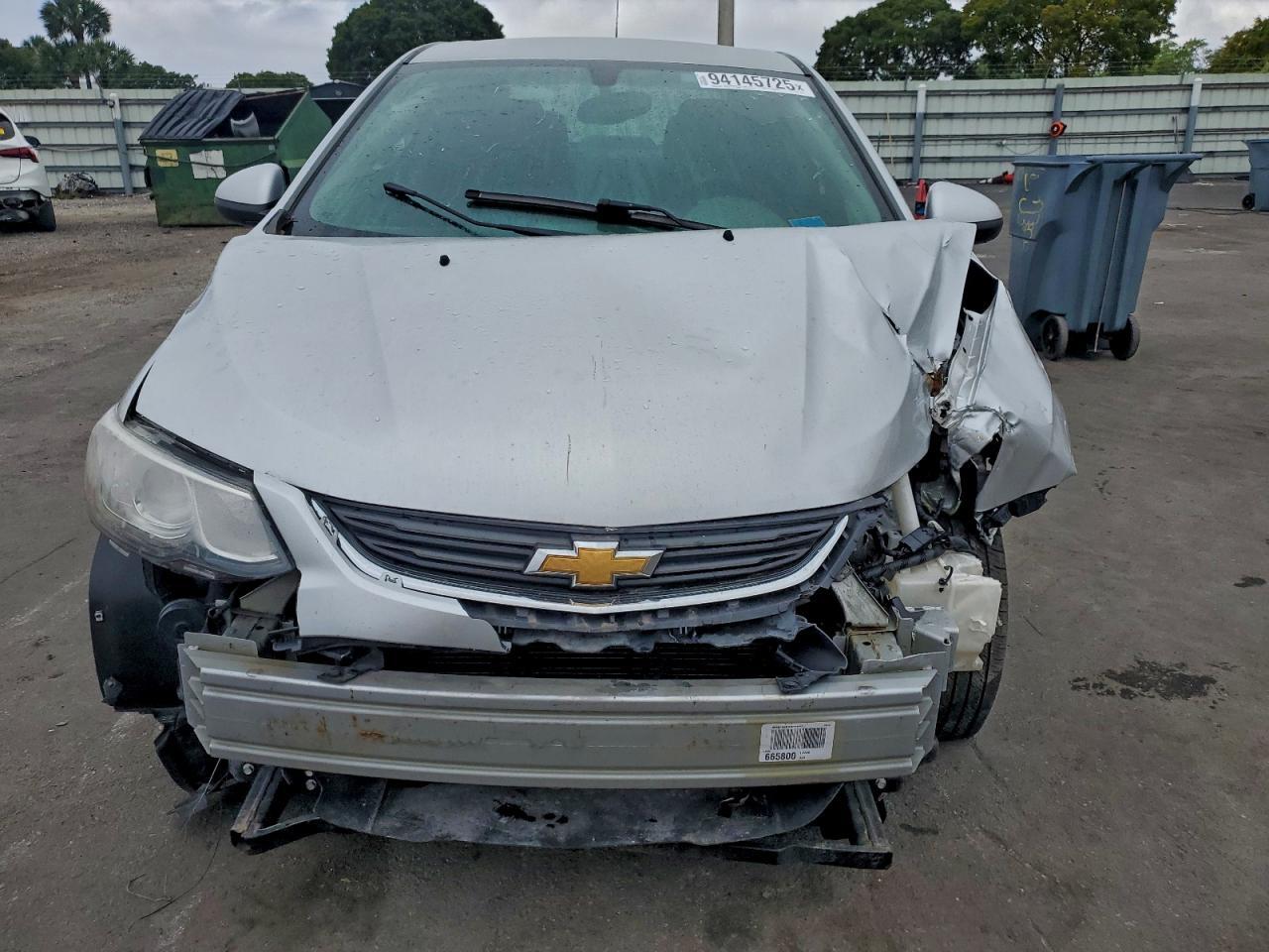 2017 Chevrolet Sonic Lt - Фото 5