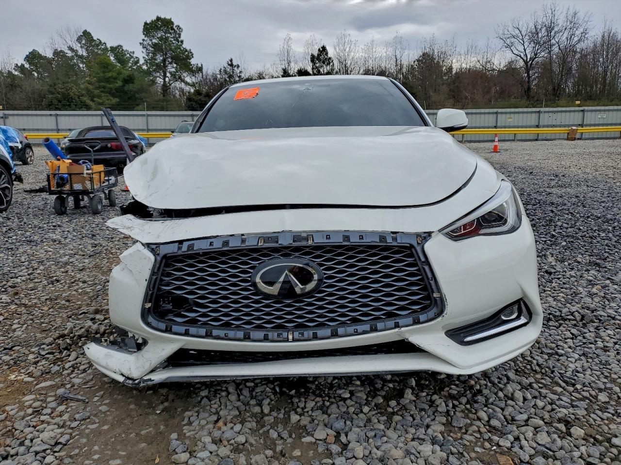2019 Infiniti Q60 Pure - Image 5