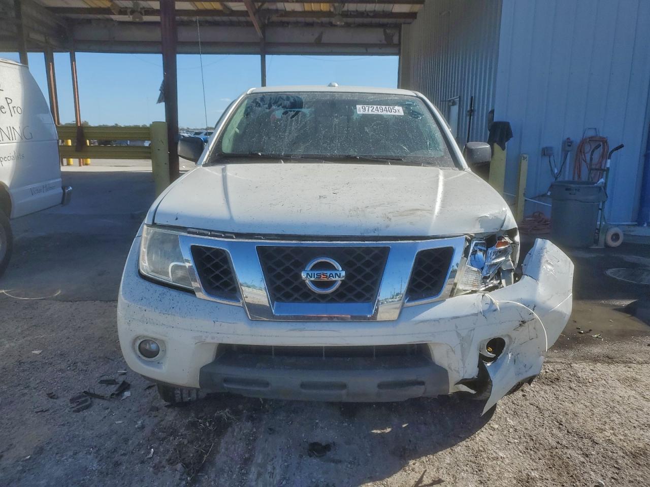 2016 Nissan Frontier Sv - Image 5