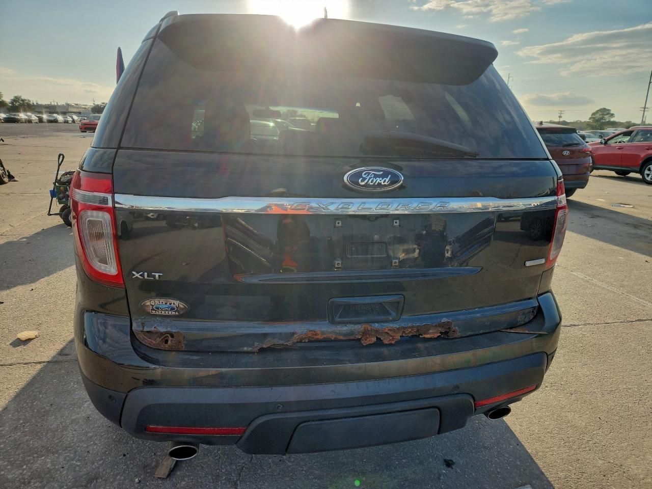 2013 Ford Explorer Xlt - Image 6