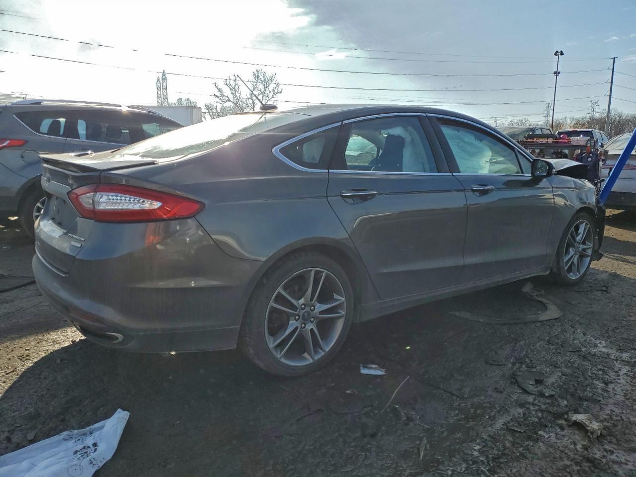 2016 Ford Fusion Titanium - Фото 3
