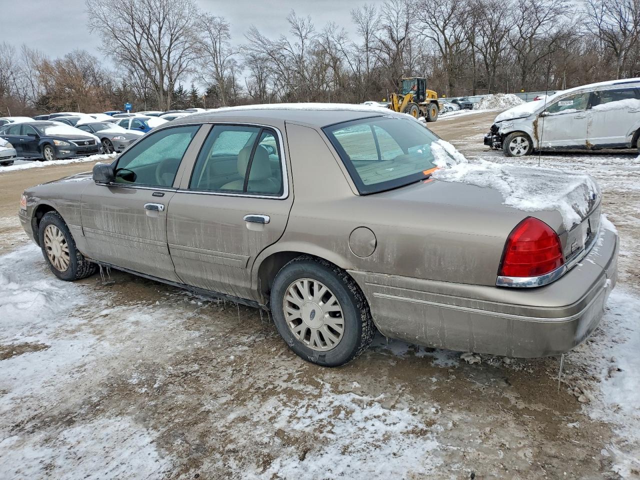 2005 Ford Crown Victoria Lx - Фото 2