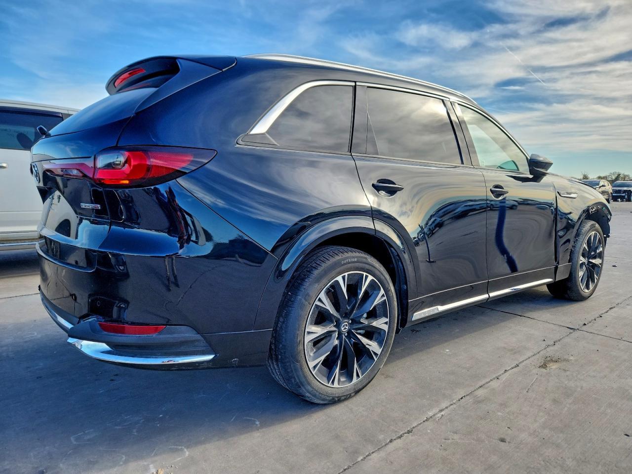 2024 Mazda Cx-90 - Image 3