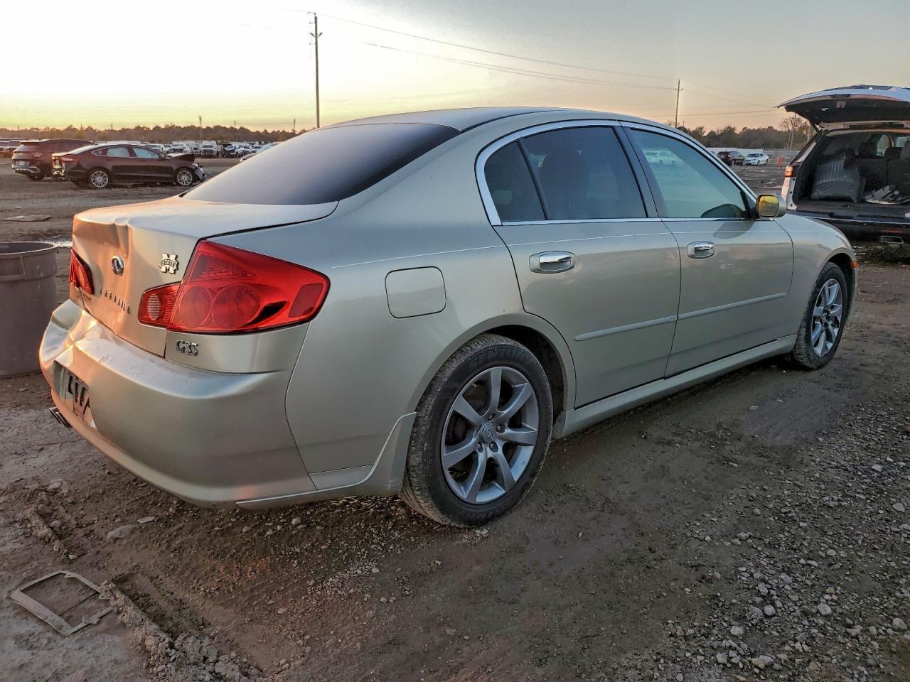 2005 Infiniti G35 - Фото 3