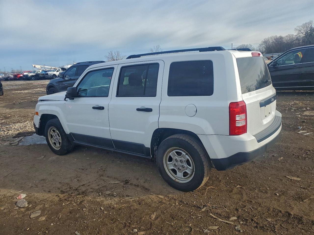 2016 Jeep Patriot Sport - Image 2