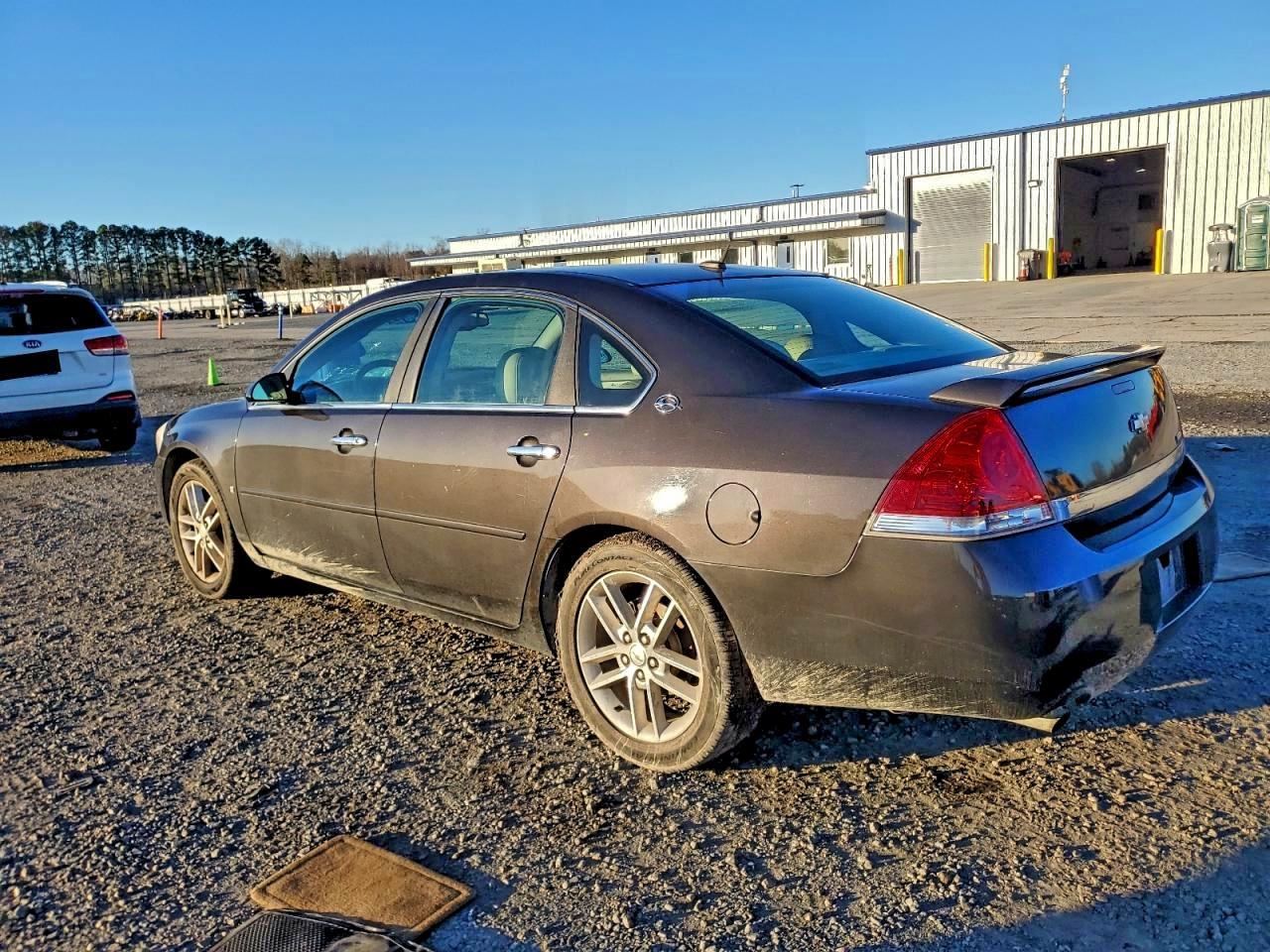 2008 Chevrolet Impala Ltz - Фото 2