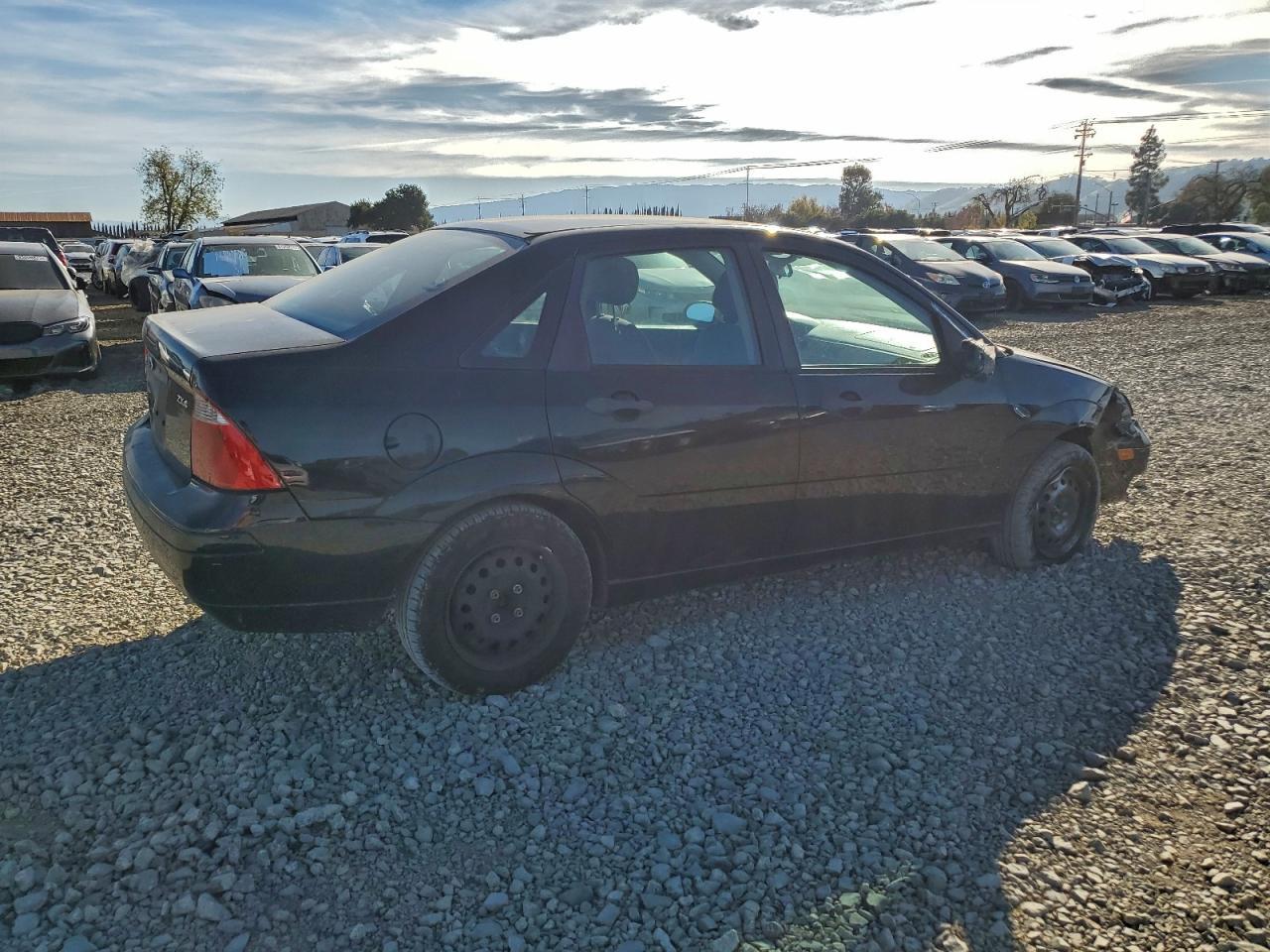 2006 Ford Focus Zx4 - Фото 3