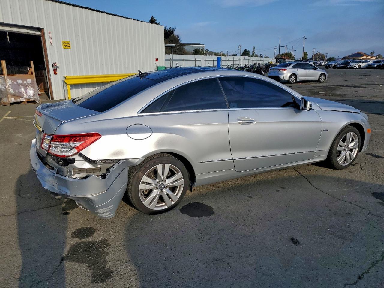 2012 Mercedes-Benz E 350 - Image 3