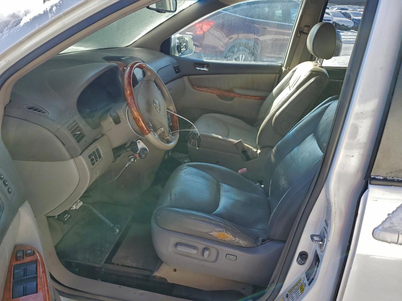 2007 Toyota Sienna Xle - Image 7