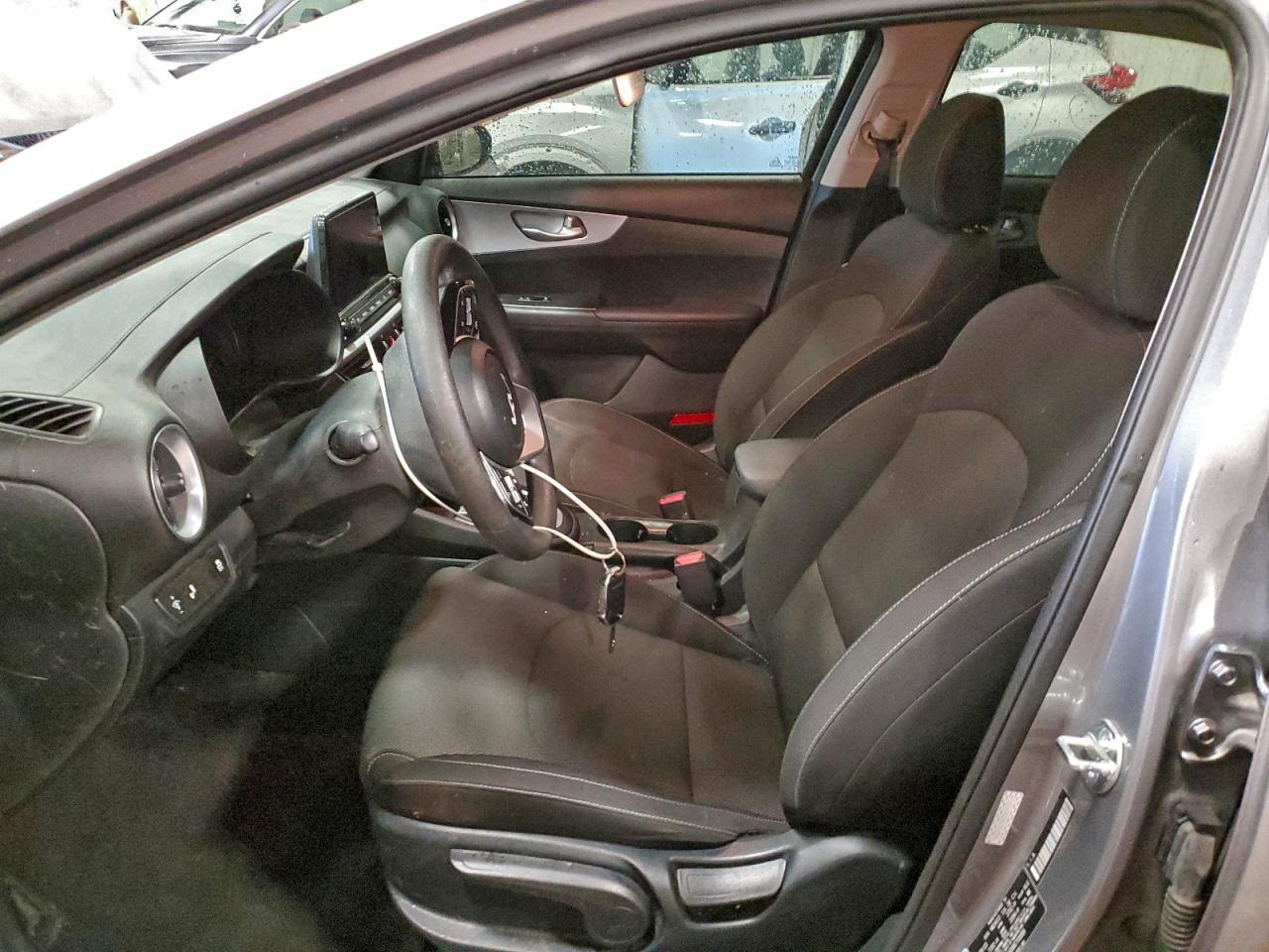 2024 Kia Forte Lx - Image 7