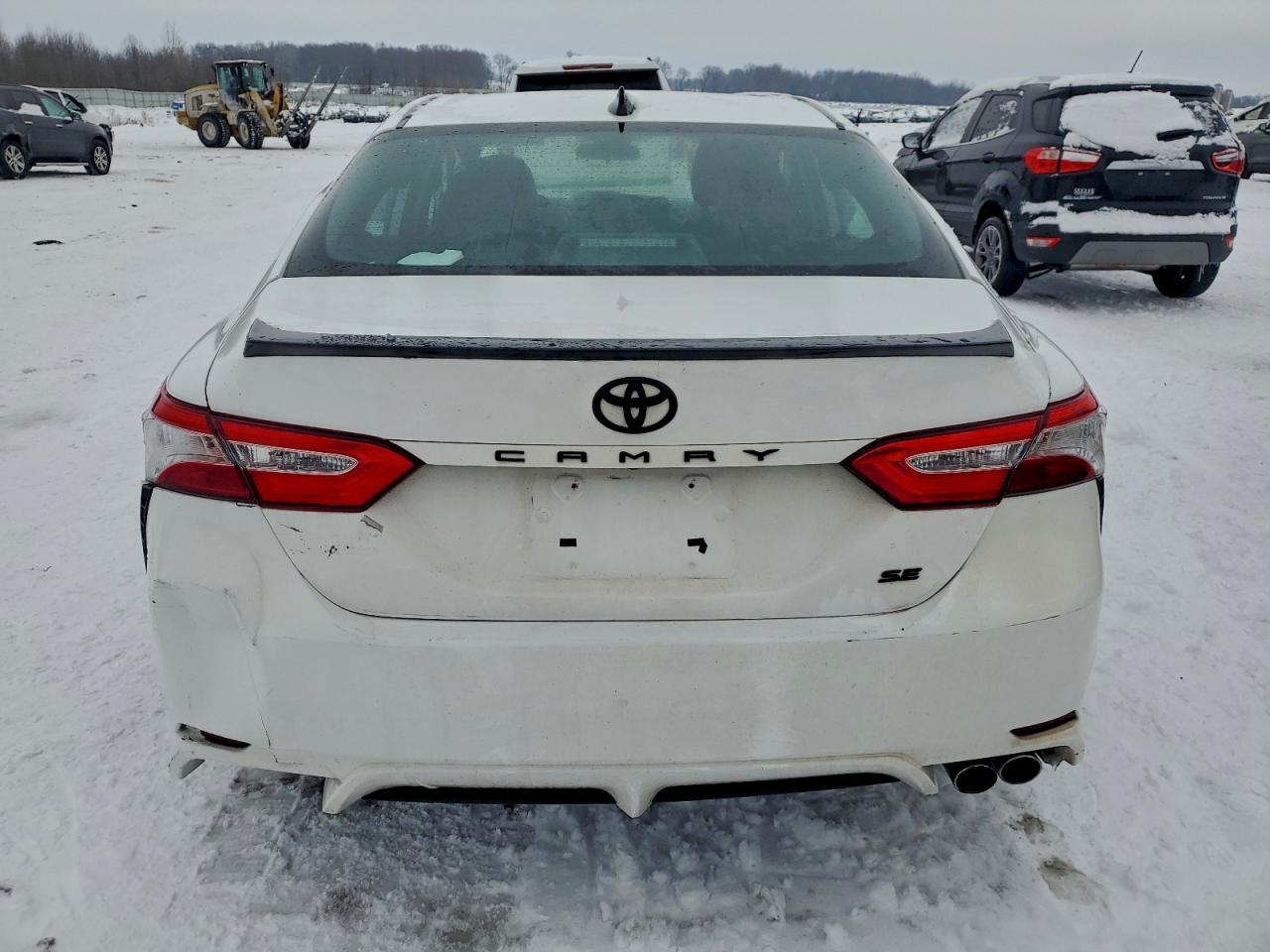 2020 Toyota Camry Se Nightshade - Фото 6