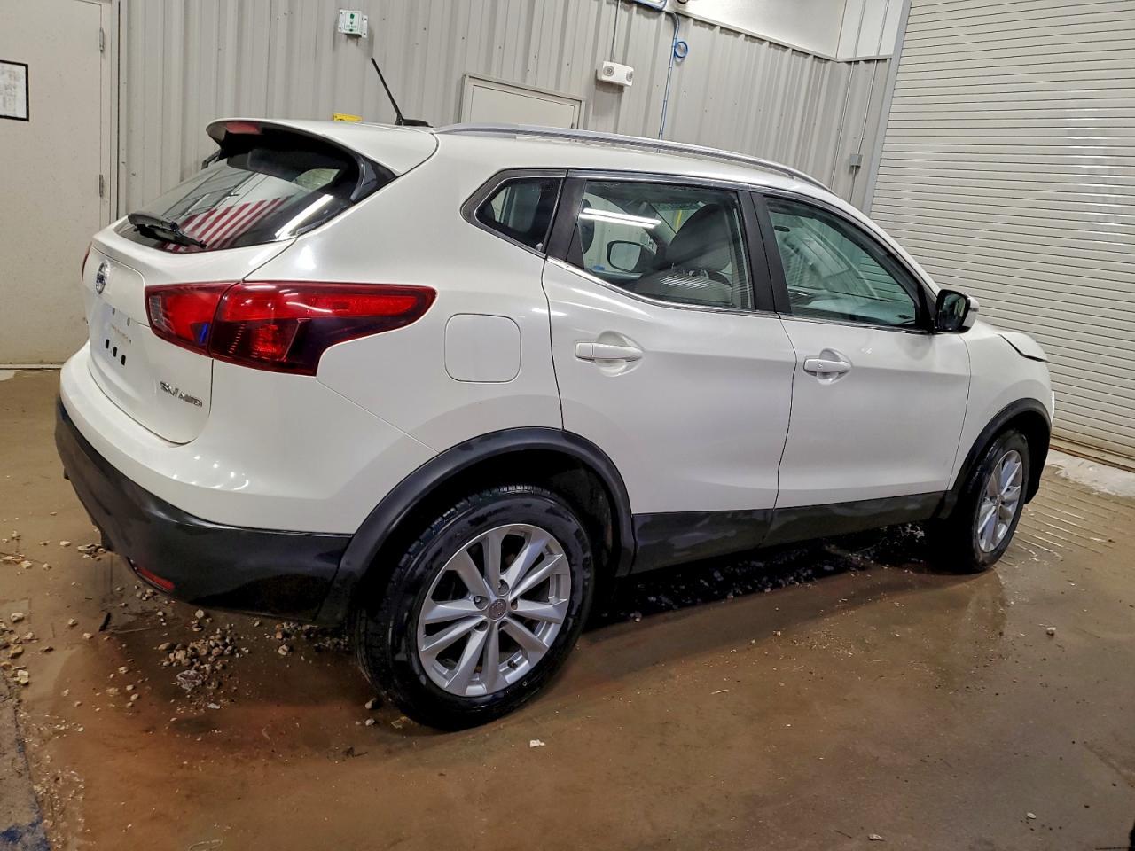 2018 Nissan Rogue Sport S - Фото 3