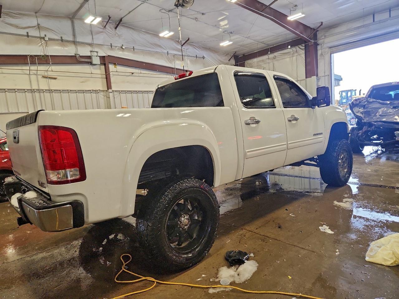2010 GMC Sierra K1500 Sle - Image 3