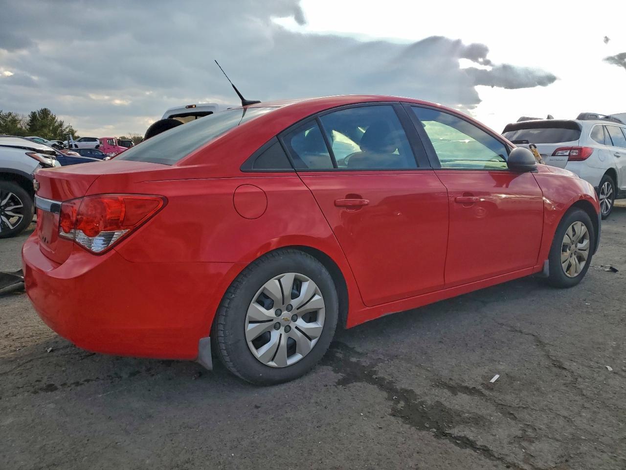 2014 Chevrolet Cruze - Image 3
