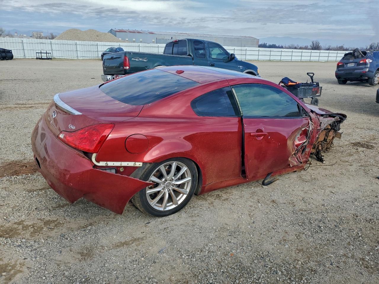 2015 Infiniti Q60 Journey - Фото 3