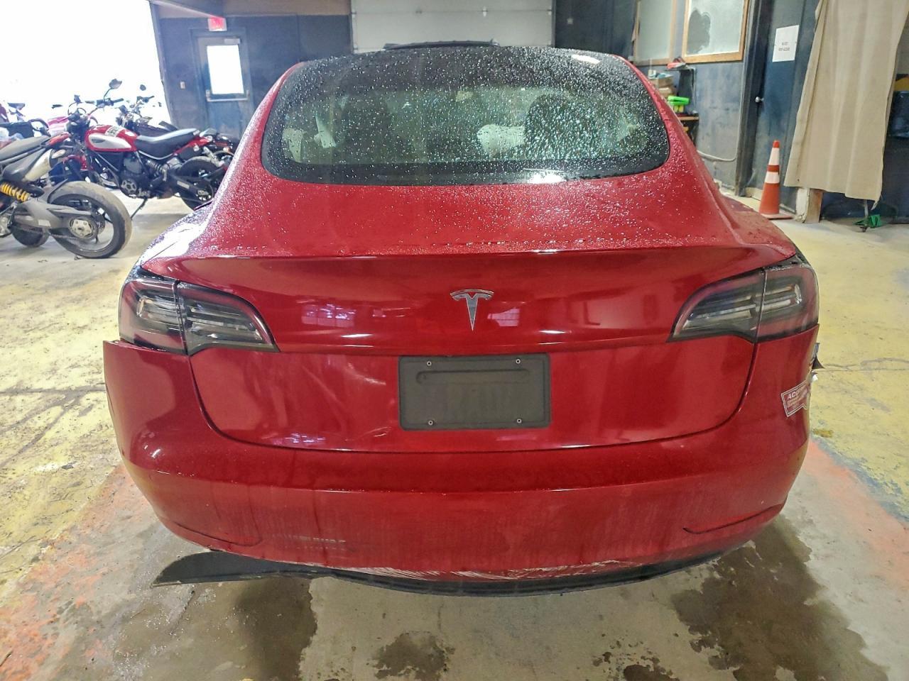 2019 Tesla Model 3 - Фото 6