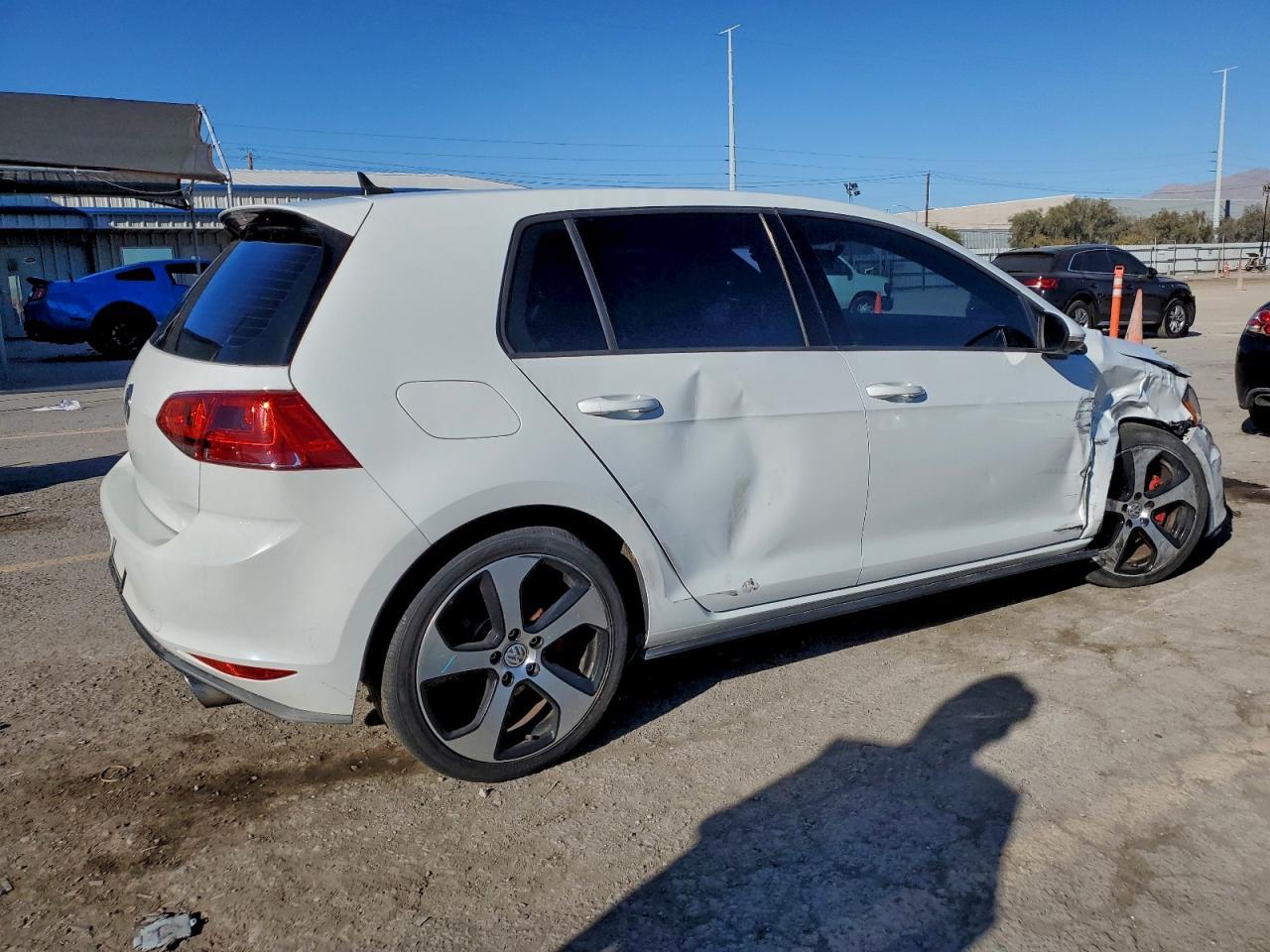 2017 Volkswagen Gti S - Image 3