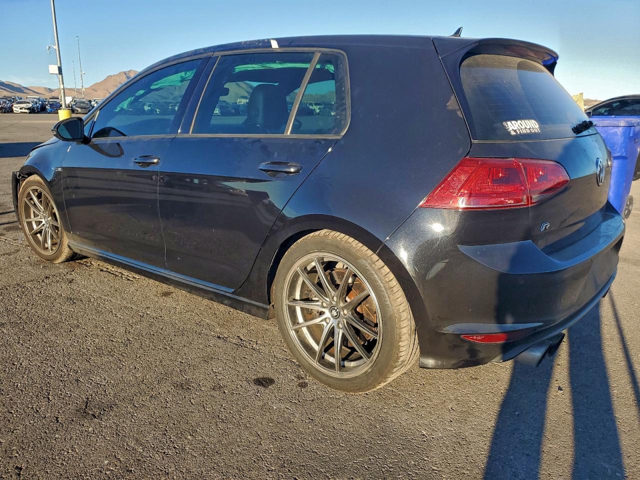 2017 Volkswagen Golf R - Image 2