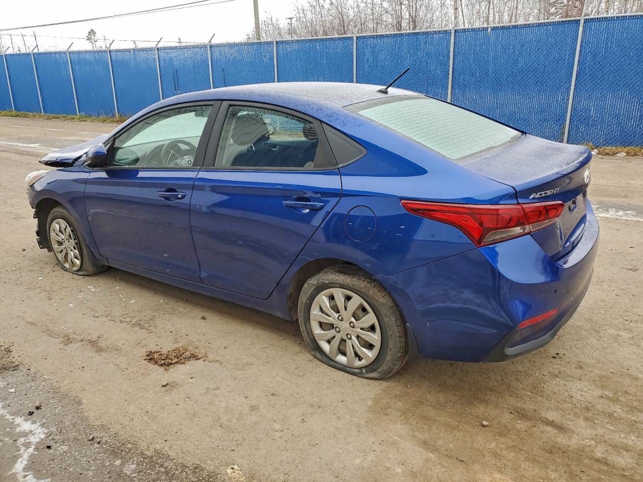2019 Hyundai Accent Se - Фото 2