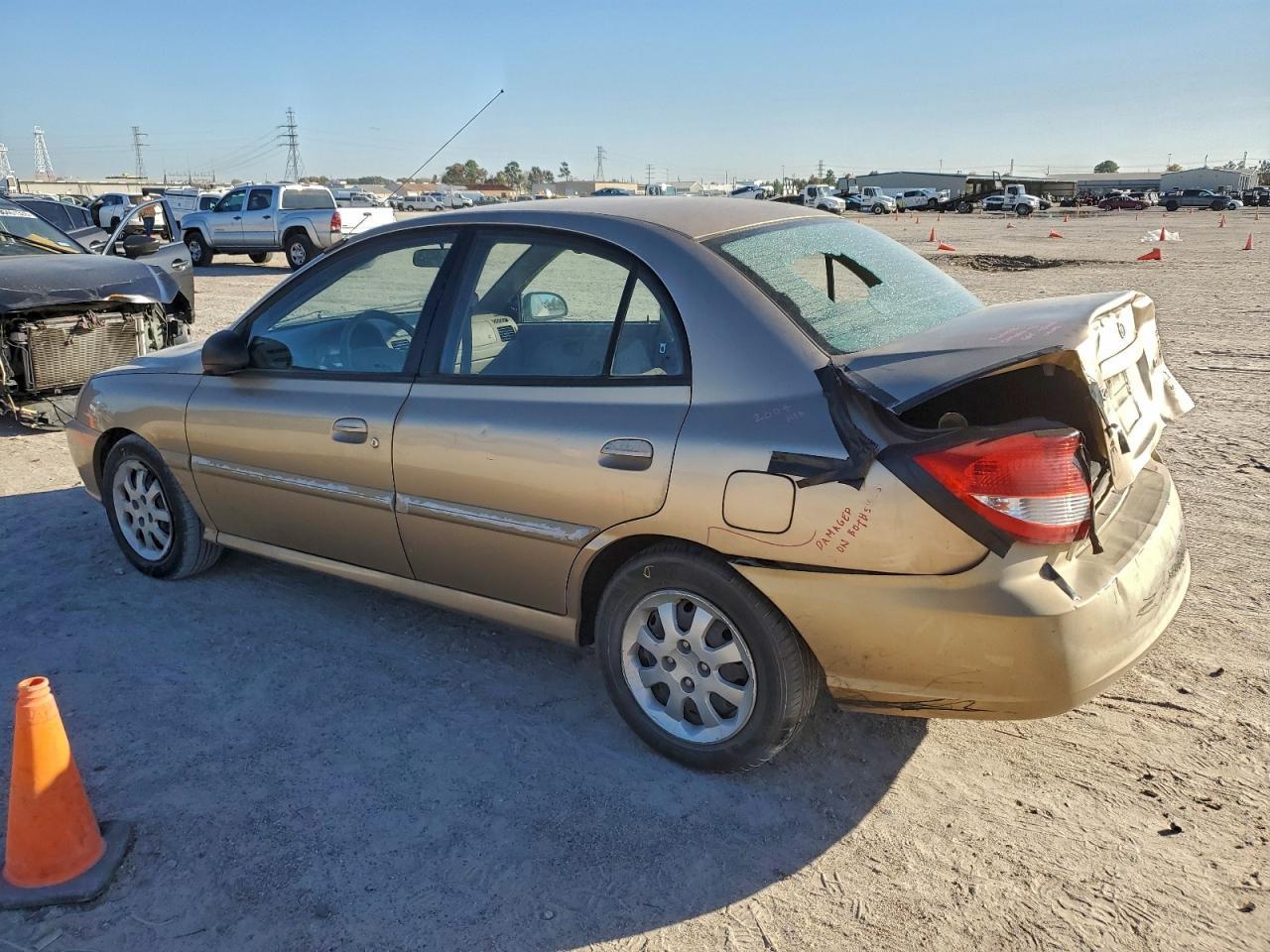 2004 Kia Rio - Фото 2