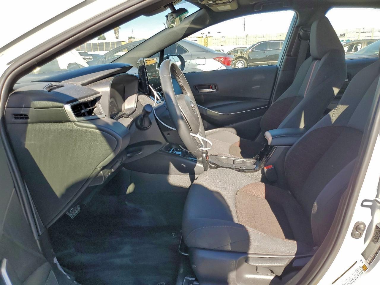 2024 Toyota Corolla Le - Фото 7