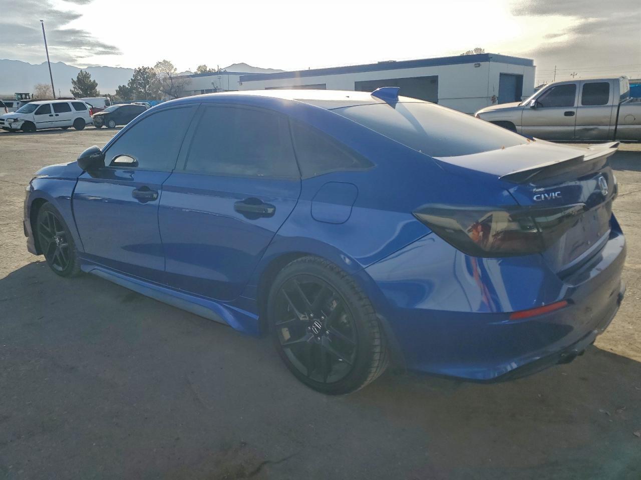 2022 Honda Civic Sport - Фото 2