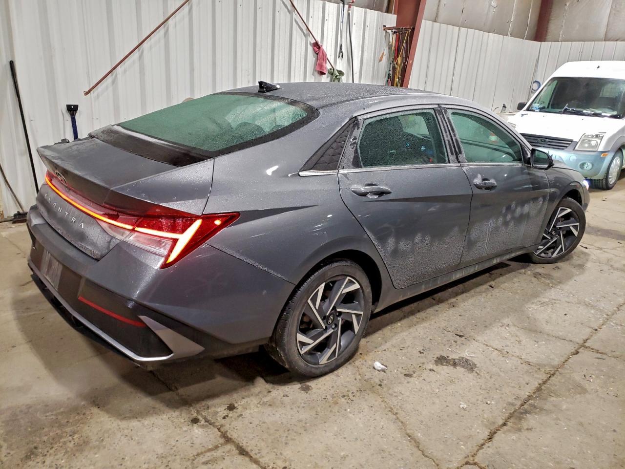 2024 Hyundai Elantra Sel - Фото 3