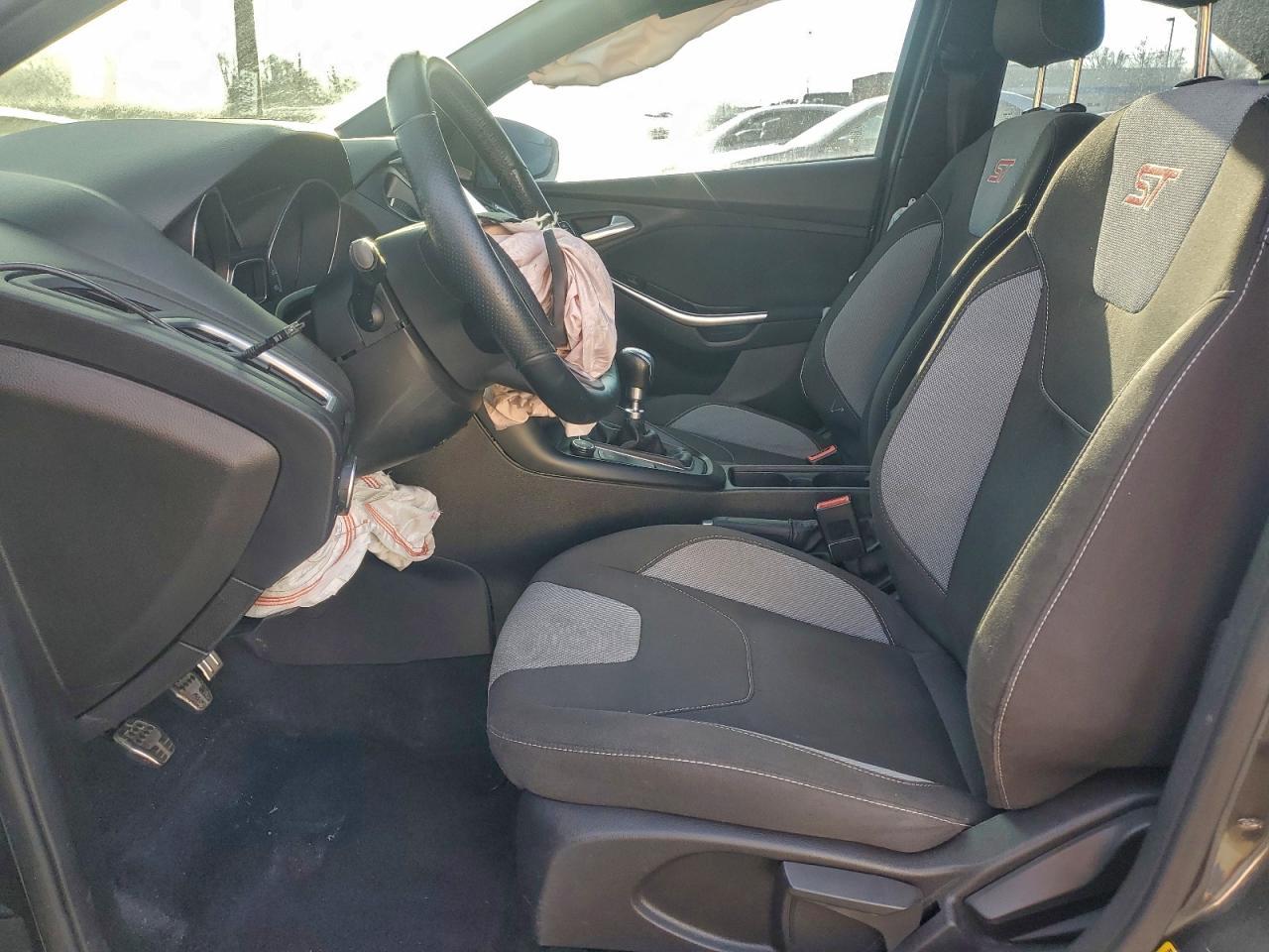 2016 Ford Focus St - Фото 7