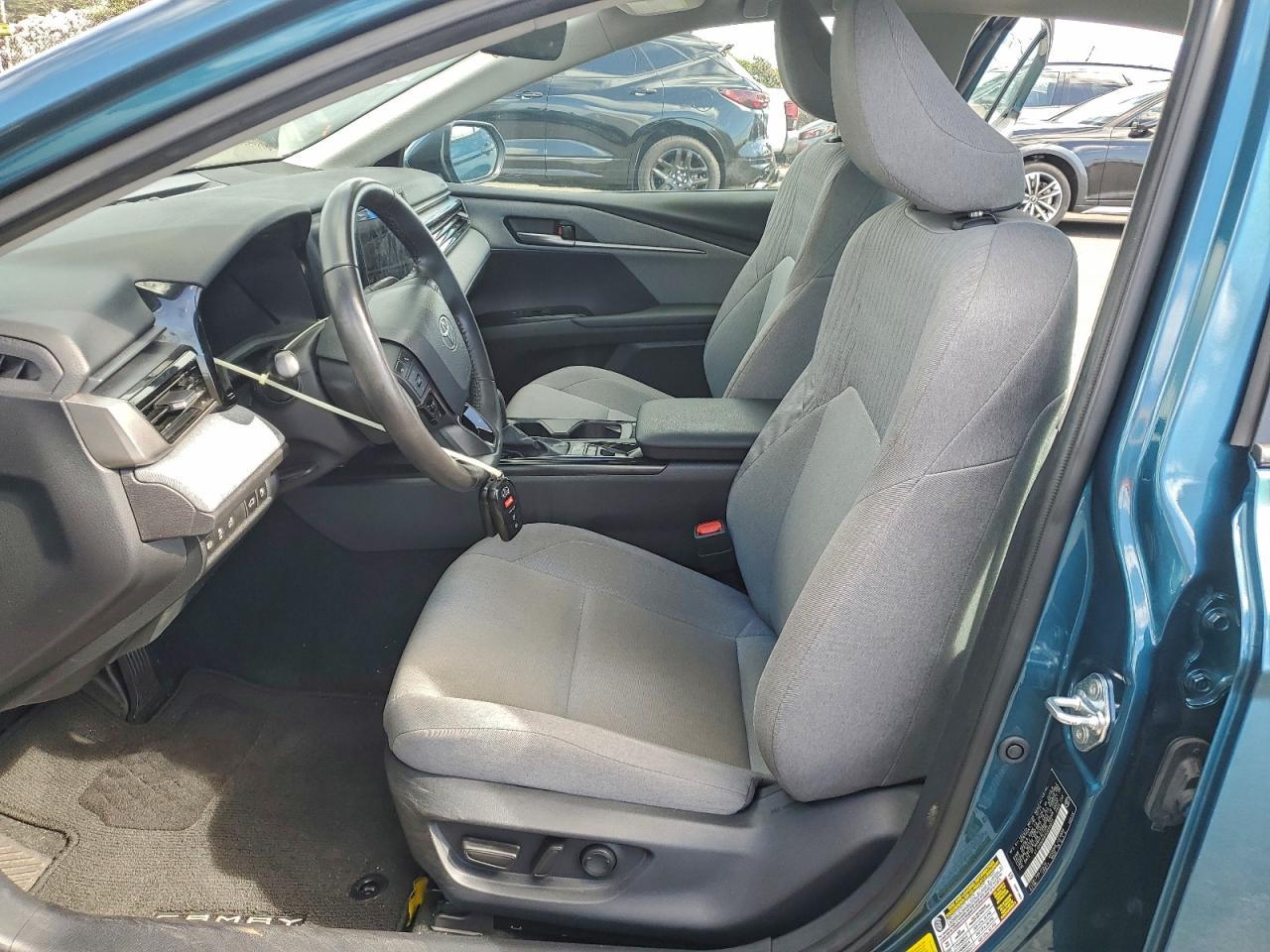 2025 Toyota Camry Xse - Image 7