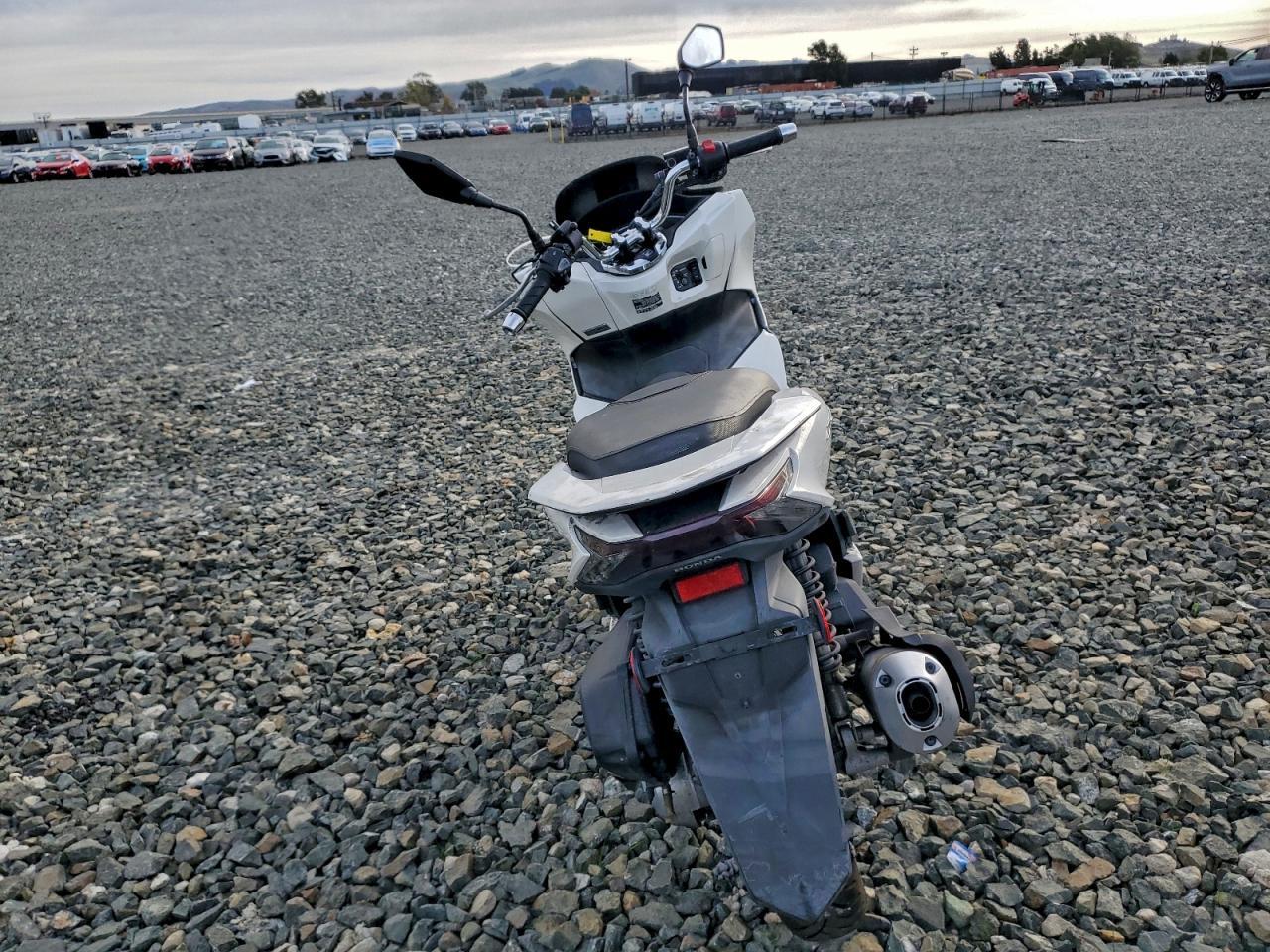 2022 Honda Ww150 A - Image 4