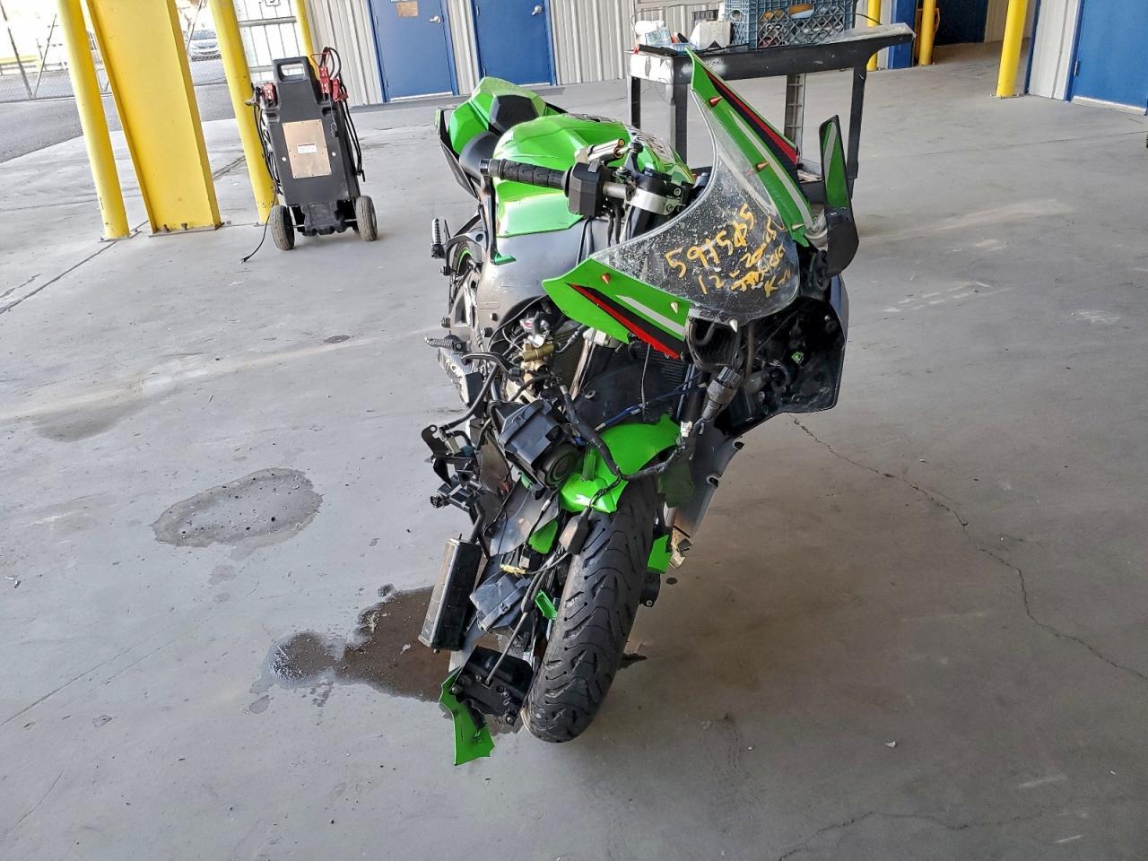 2022 Kawasaki Zx1002 L - Image 2