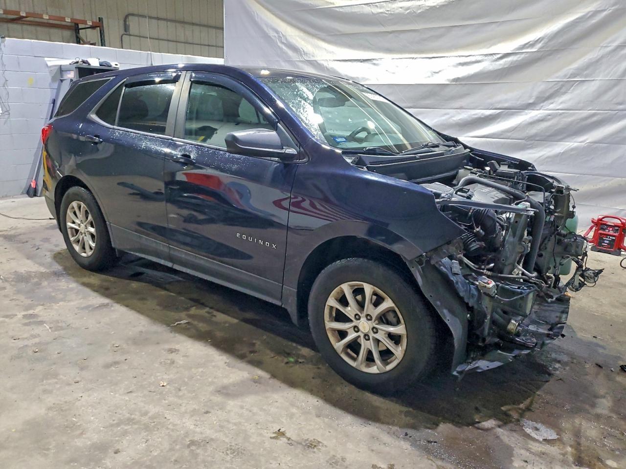 2020 Chevrolet Equinox Ls - Image 4