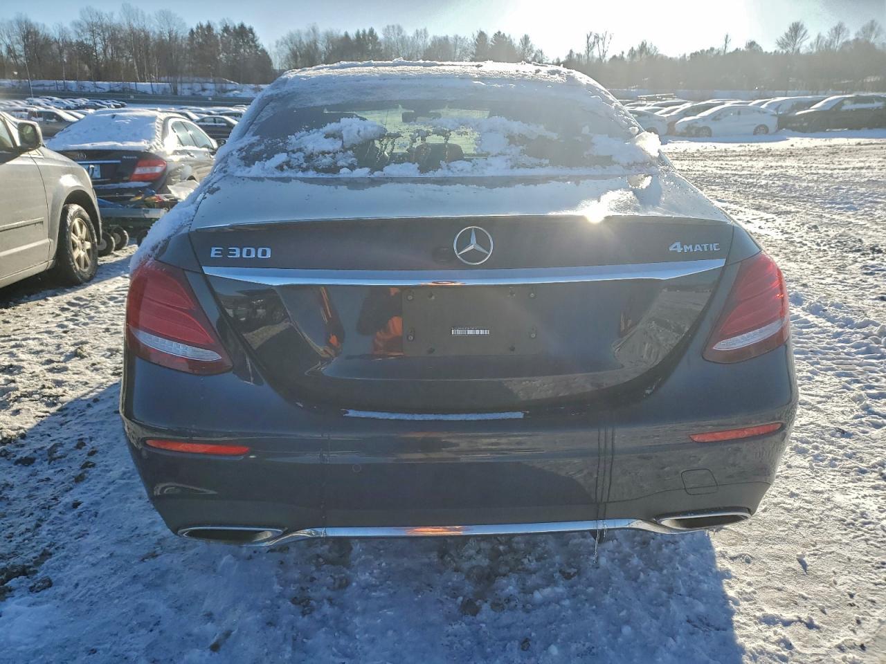 2019 Mercedes-Benz E 300 4Matic - Image 6