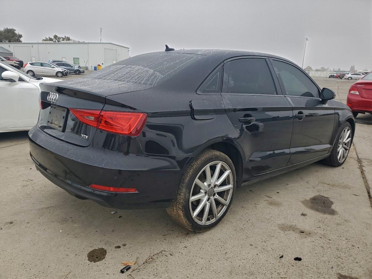 2015 Audi A3 Premium - Фото 3