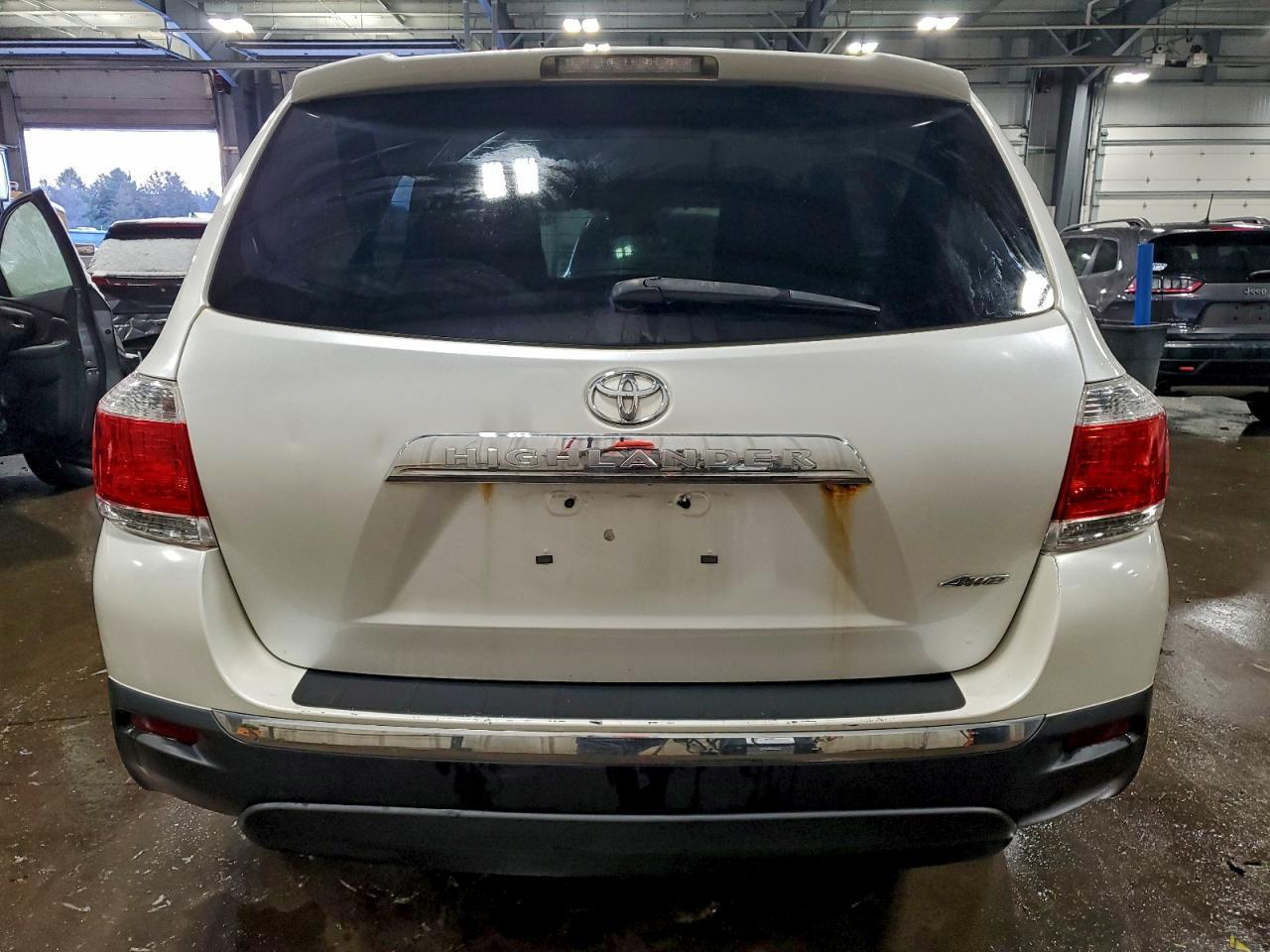 2012 Toyota Highlander Base - Фото 6