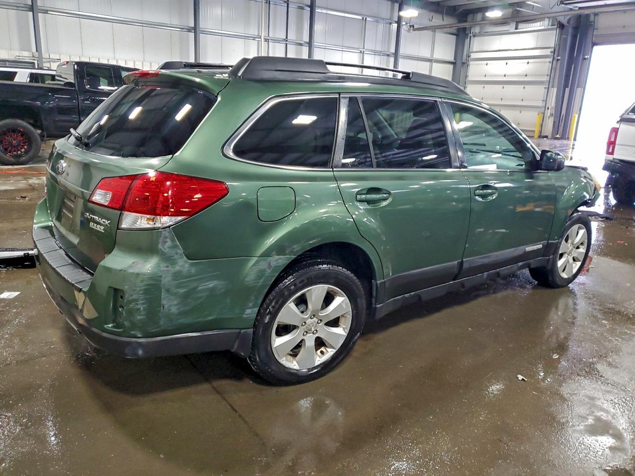 2010 Subaru Outback 2.5I Limited - Фото 3