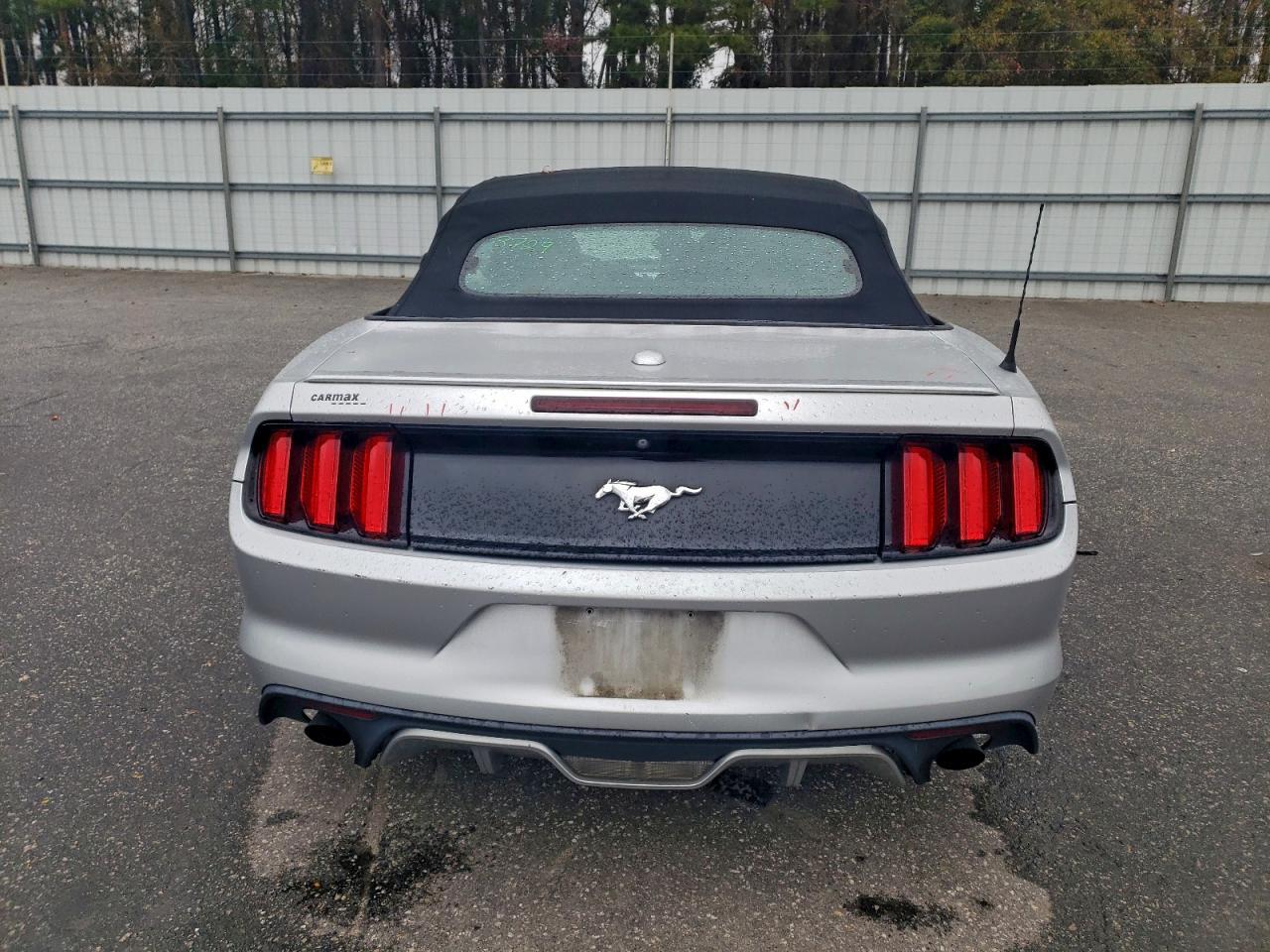 2016 Ford Mustang - Фото 6